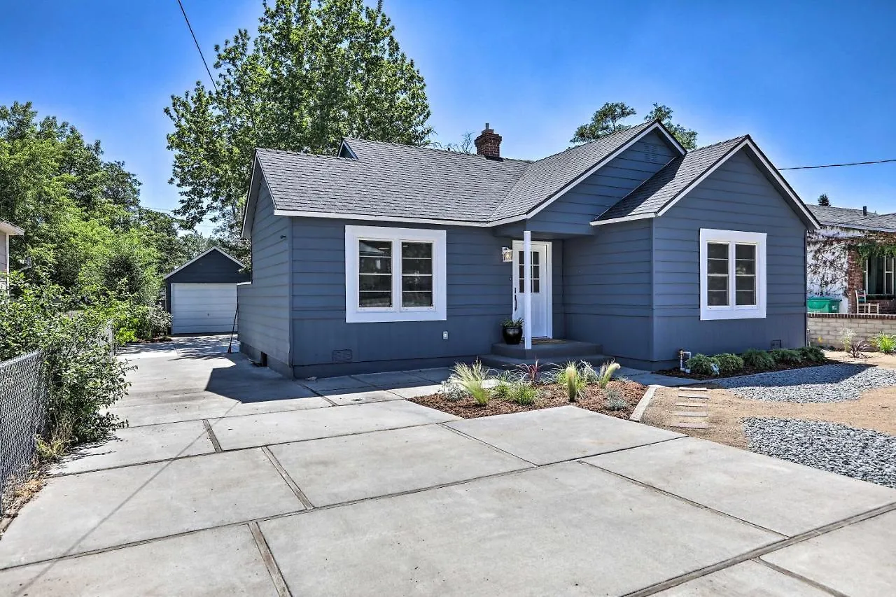 Midtown Reno Oasis With Furnished Deck And Fire Pit Villa Holiday home