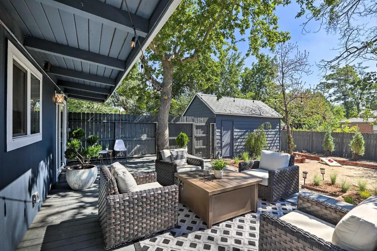 Midtown Reno Oasis With Furnished Deck And Fire Pit Villa Holiday home